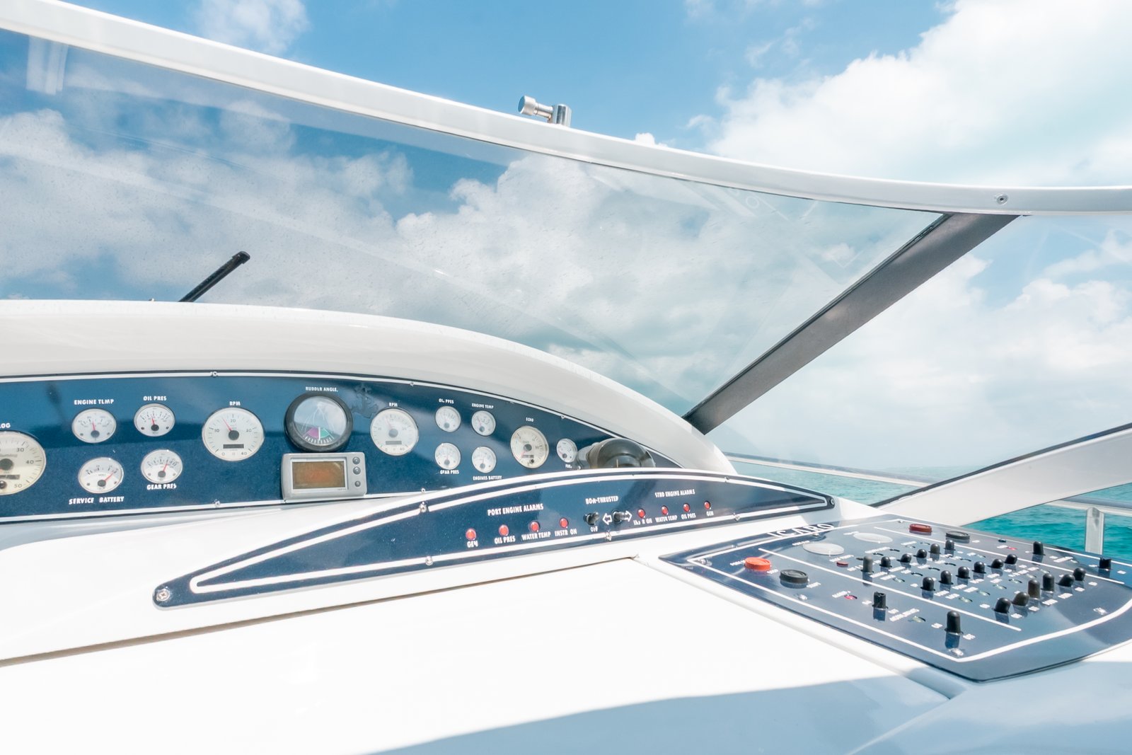Pershing 45 in Cancún photo 10