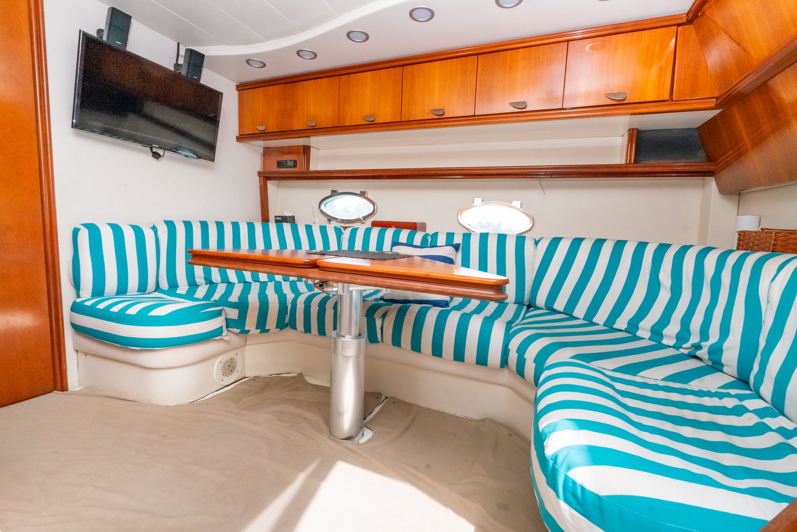 Pershing 45 in Cancún photo 15